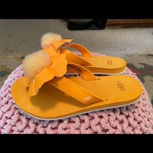 EUC Authentic UGG Pom Pom Flip Flops!